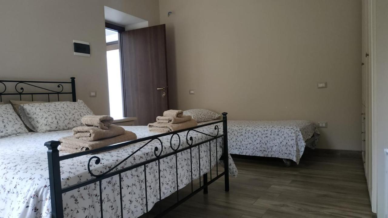 "Il Casaletto" Agriturismo Moderno, Vista Panoramica E Cibo Spettacolare- Scurcola Marsicana Kültér fotó