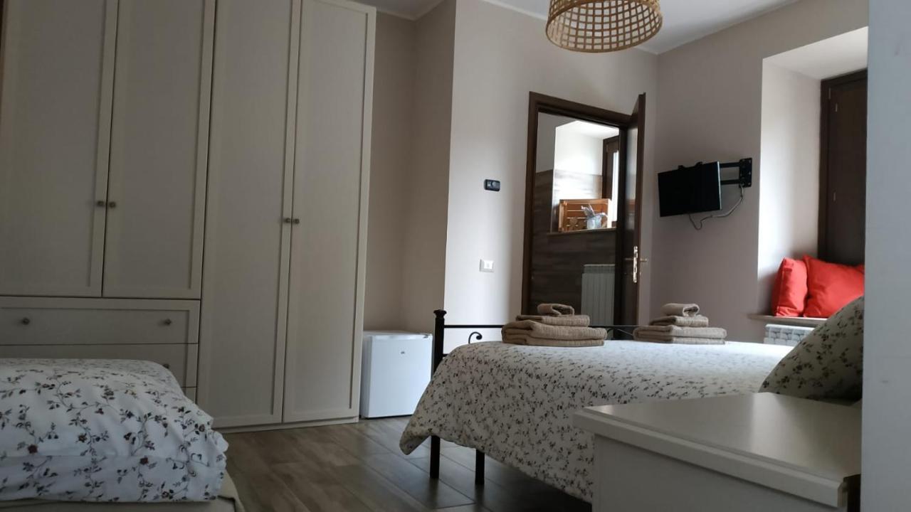 "Il Casaletto" Agriturismo Moderno, Vista Panoramica E Cibo Spettacolare- Scurcola Marsicana Kültér fotó