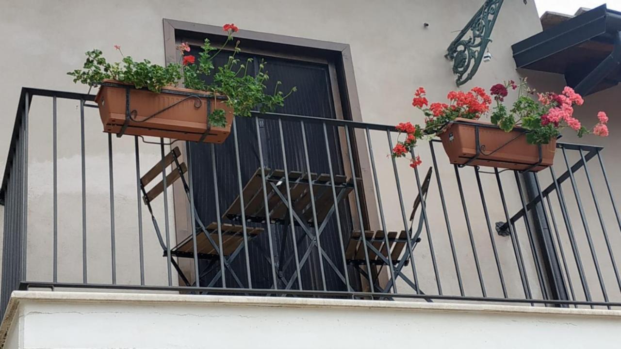 "Il Casaletto" Agriturismo Moderno, Vista Panoramica E Cibo Spettacolare- Scurcola Marsicana Kültér fotó