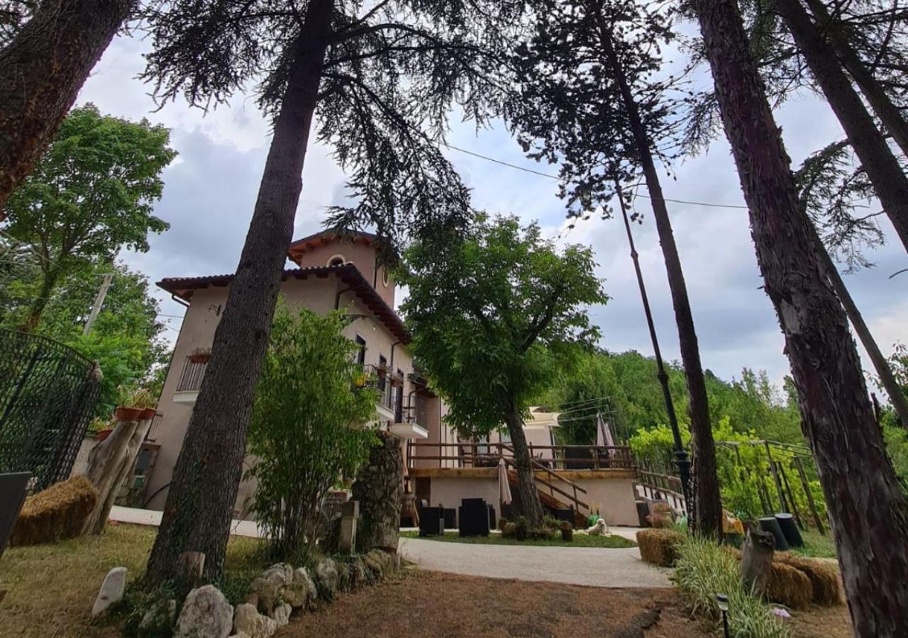 "Il Casaletto" Agriturismo Moderno, Vista Panoramica E Cibo Spettacolare- Scurcola Marsicana Kültér fotó